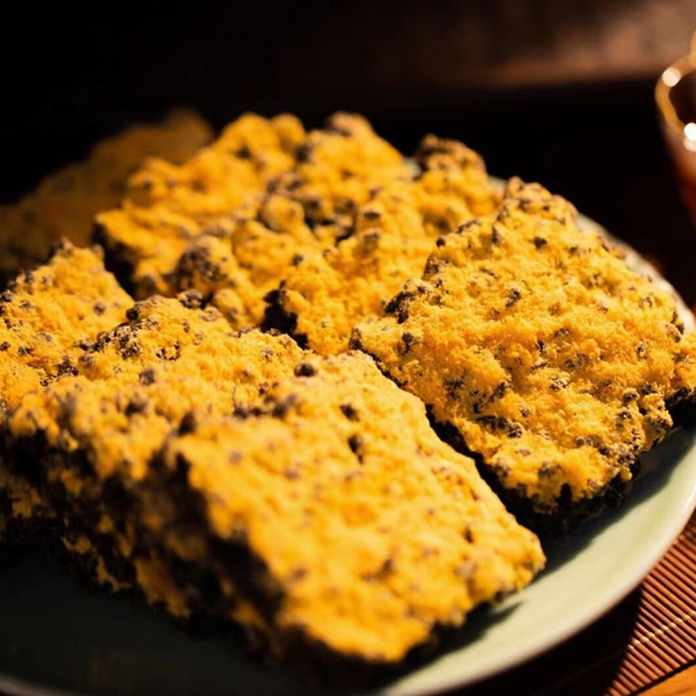 Yishengchang Black Gold Rice Cracker with Meat Floss and Crab Roe Flavor 208g