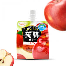 Tarami Oishii Konnyaku Squeezable Jelly Apple Flavor (Low Calorie) - 150g