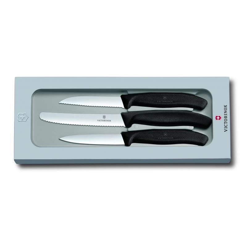 Victorinox Swiss Classic Paring Knife in red - 6.7431