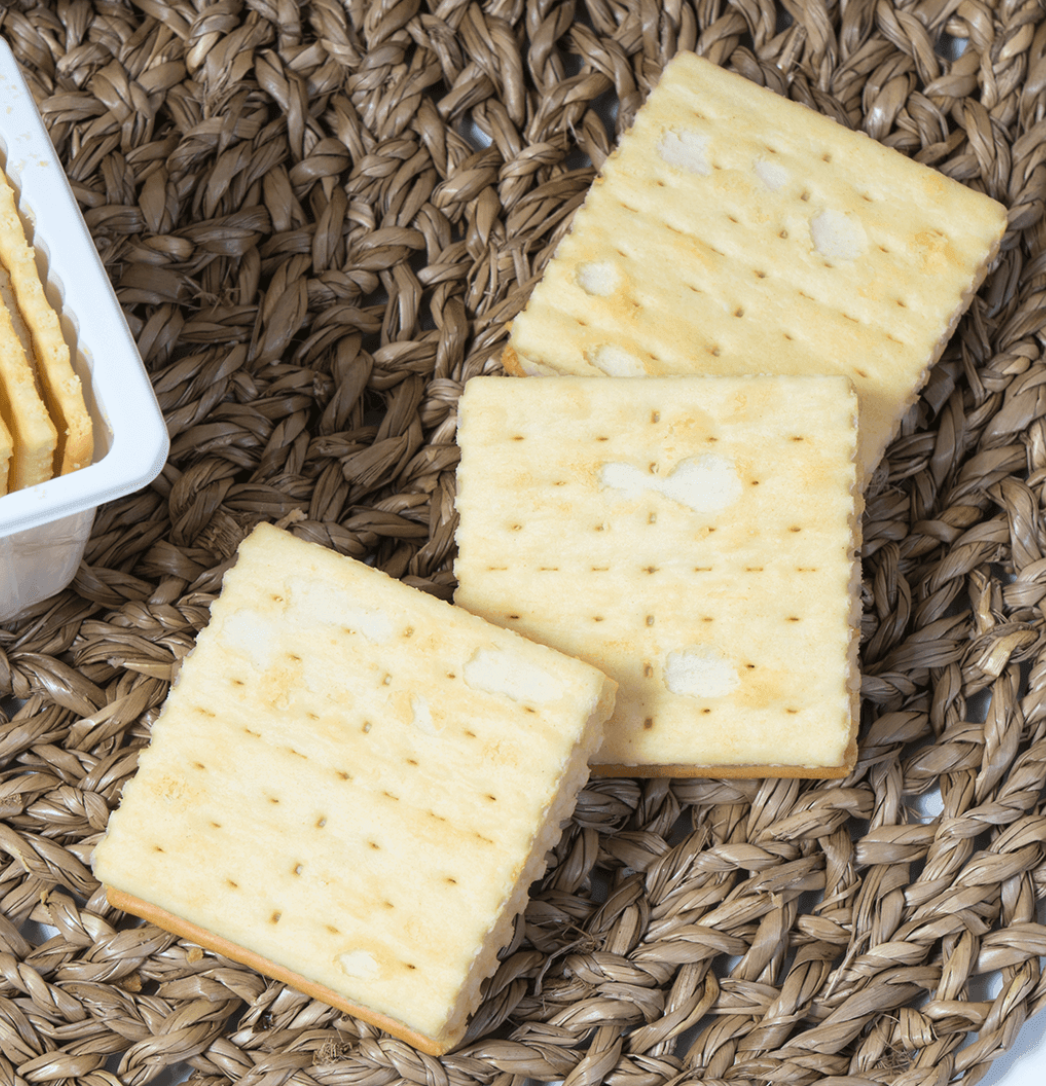 康师傅 3+2 蓝莓味苏打夹心饼干 375克